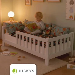 Kinderbett Naya Bodenbett aus Holz für Kinder - mit Lattenrost & Rausfallschutz